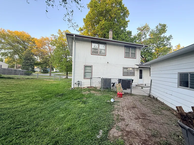 3106 Westgate Rd — Photo 2