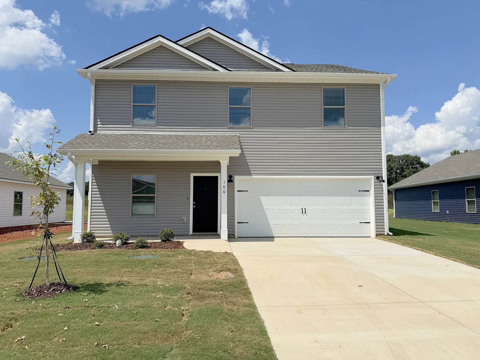 Labrador Lane - 160 - 1 — Photo 2