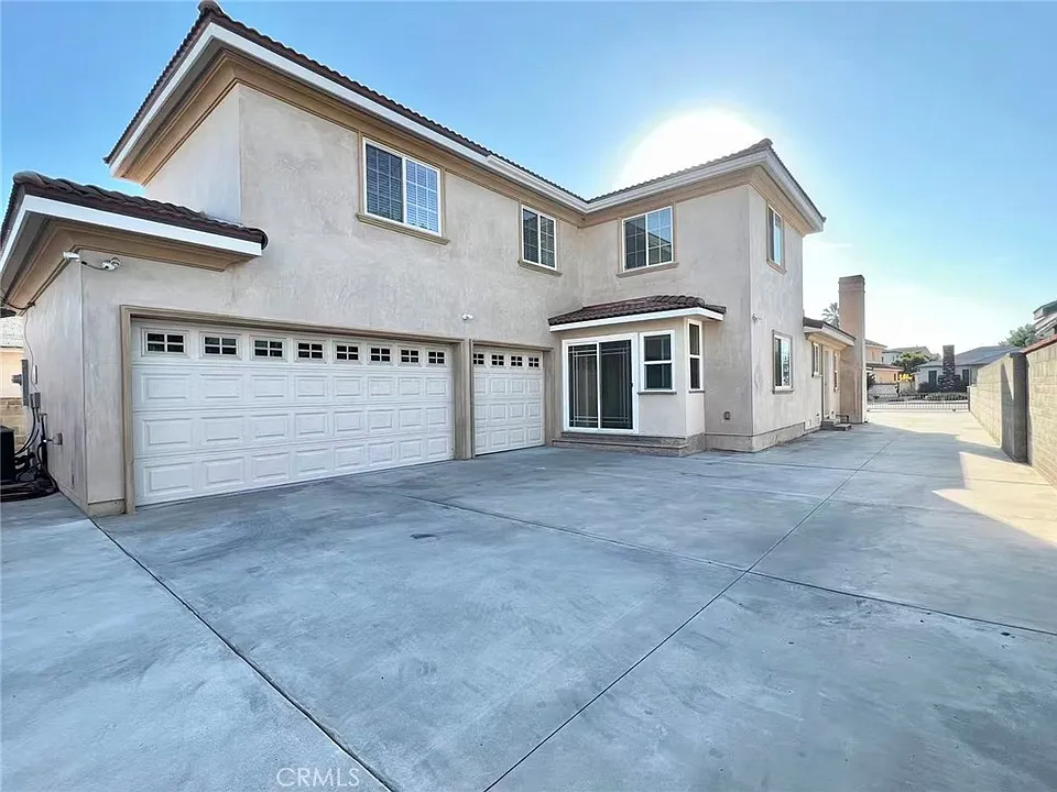 5730 Encinita Ave