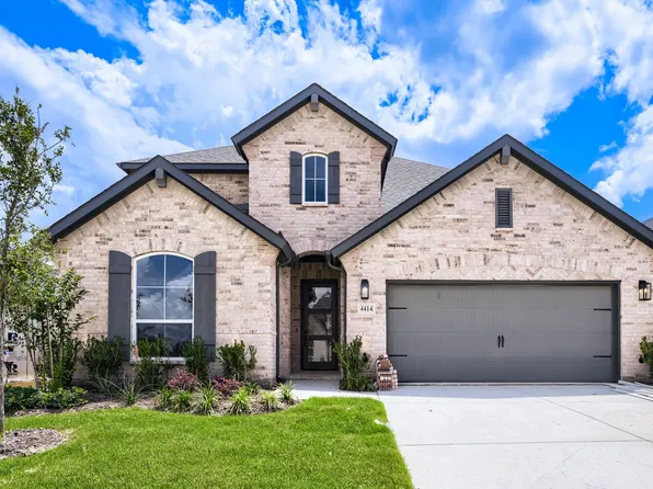 4414 Windy Point Rd, Oak Point, TX 75068