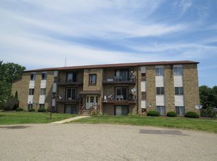 5190 Emil Ave SW #402, Navarre, OH 44662