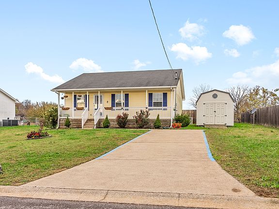 2nd image of 206 Jenna Ave