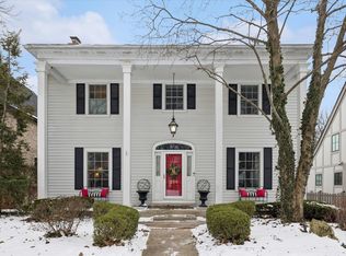 254 W Claremont St, Elmhurst, IL 60126