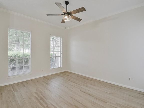 5th image of 5006 Rock Springs Dr