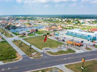 575 E Goodnight Ave, Aransas Pass, TX 78336