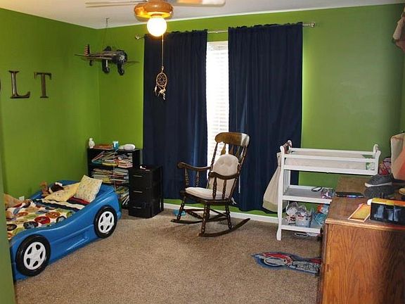 3rd image of 4102 Bennington Dr