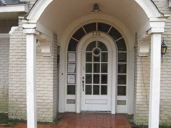 2nd image of 226 W 2nd St