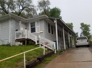 9611 E Truman Rd, Independence, MO 64052