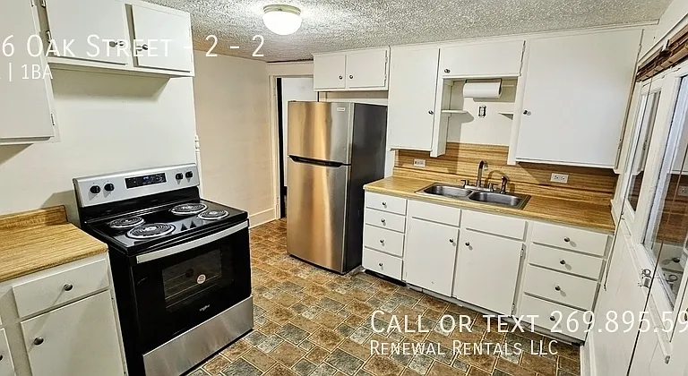 206 Oak St #2 — Photo 39