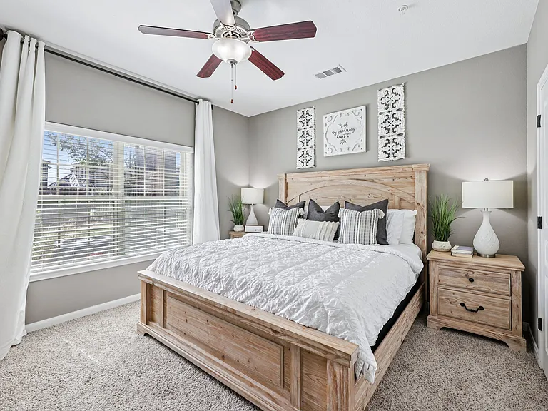 The Landing at Little Elm Apartments — Photo 51