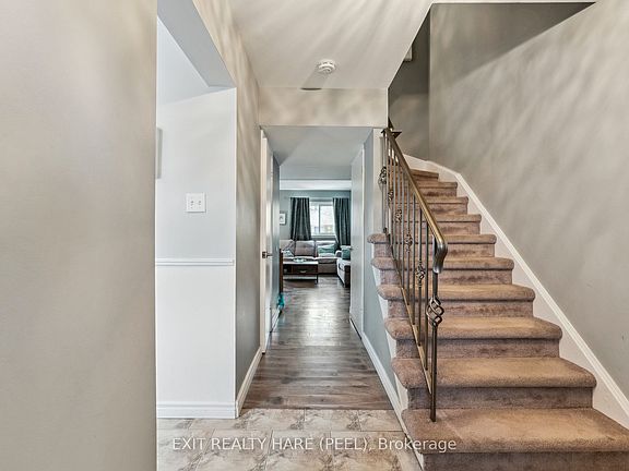 5th image of 900 Central Park Dr N #78