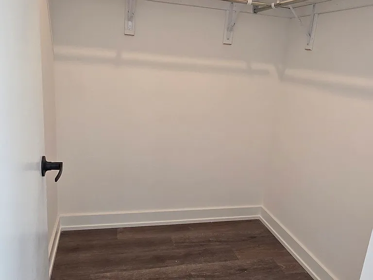 2475 Old Bronte Rd #607 — Photo 30