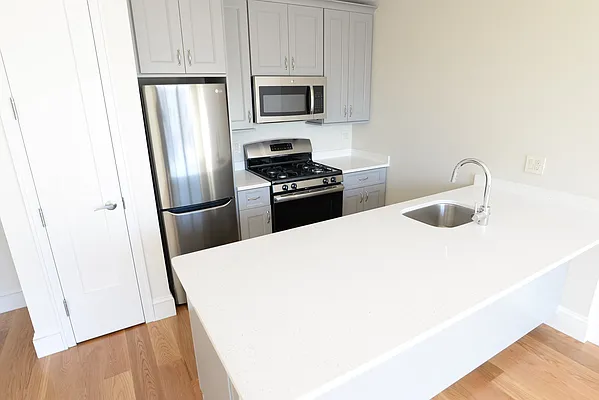 Rented by Residents Team | media 52