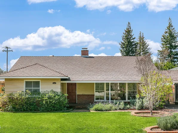 358 Knight Way, La Canada Flintridge, CA 91011