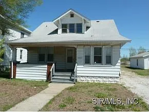 633 State St photo 1