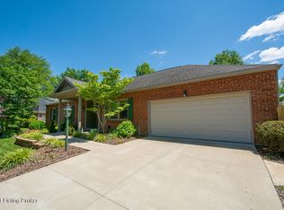 11102 Rothbury Ct, Douglass Hills, KY 40243