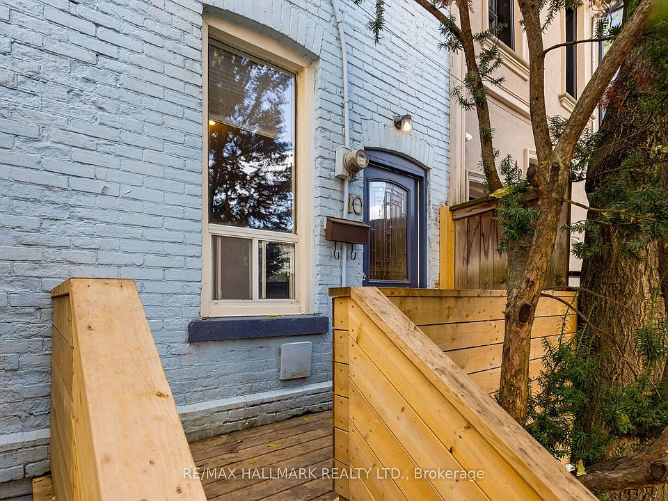 1st image of 10 Woodgreen Pl