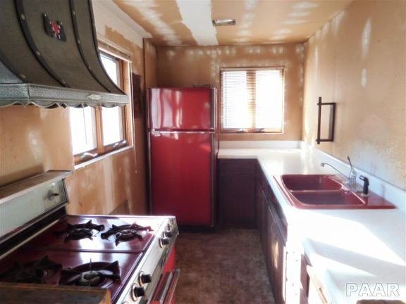 4th image of 1524 E Hendryx Ln