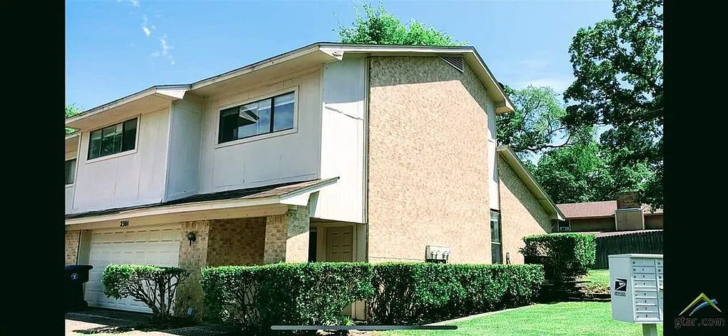 2 bed, 2.5 bath, 1700 sqft, $1,650 — Photo 1