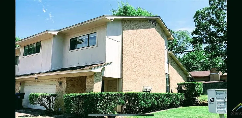 2301 Villa Dr
