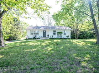 5715 Dove Lake Rd, Jefferson City, MO 65101
