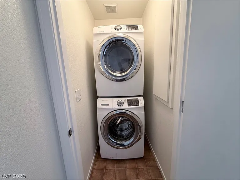 9005 Progressive Ct — Photo 11