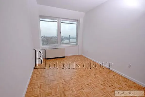 Rented by Bouklis Group | media 2