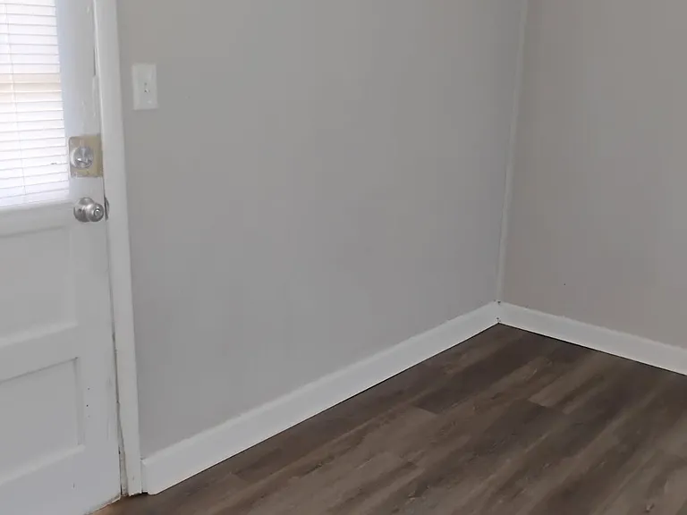 7503 Rutledge Rd — Photo 3