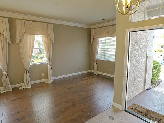 5th image of 1443 Fullerton Drive