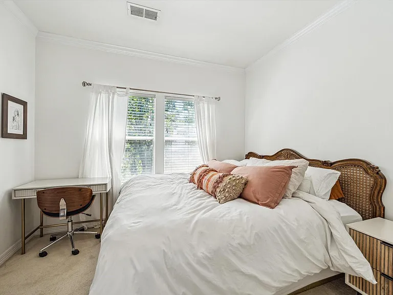 4013 Blossom St — Photo 17