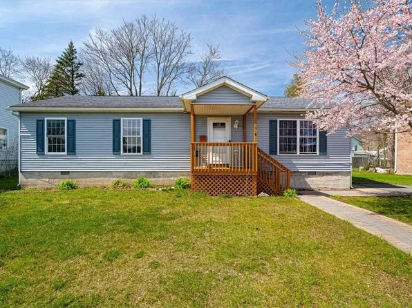 8 Brown Street, Port Jervis, NY 12771