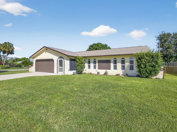 142 W Palmetto Road, Lake Worth, FL 33467