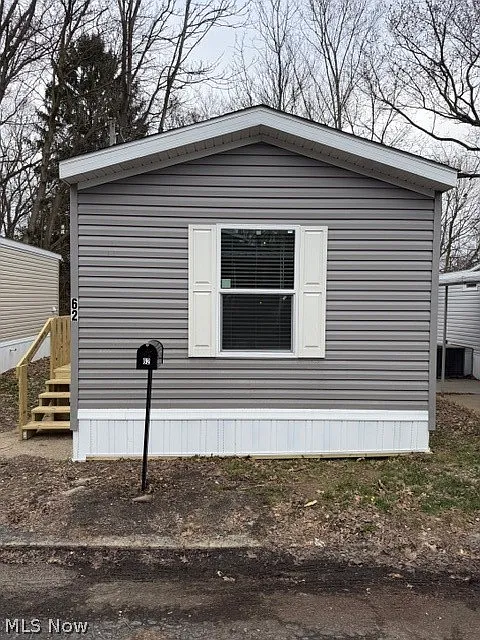 62 Hyland Dr photo 1