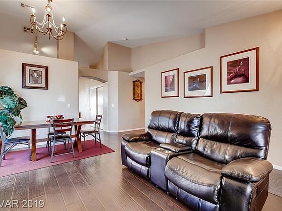 5th image of 2782 Herron Hills St