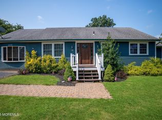 1172 Laurel Dr, Toms River, NJ