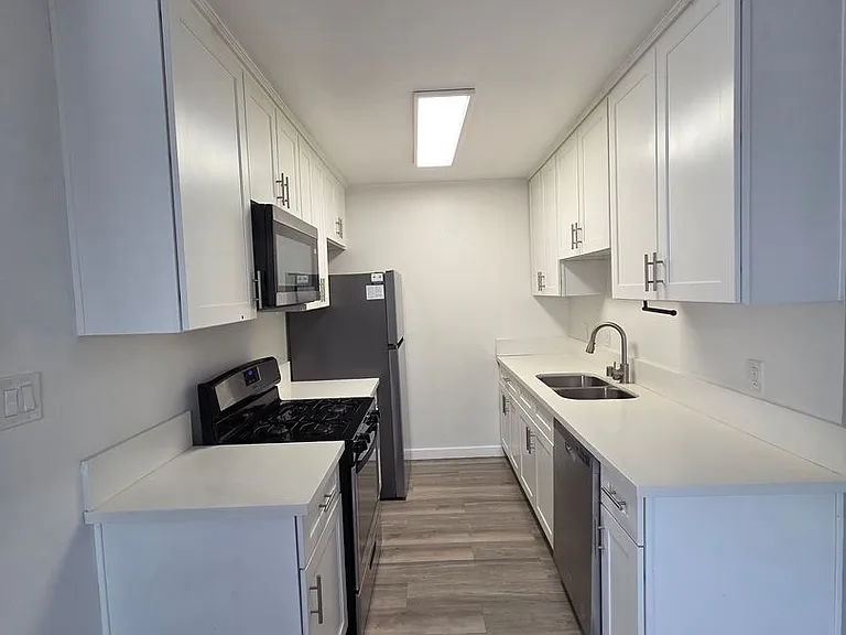 721 Venice Way — Photo 19