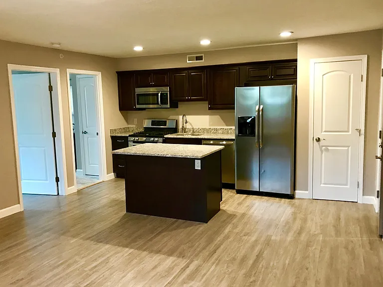 17 Wilson St #1-8 — Photo 1