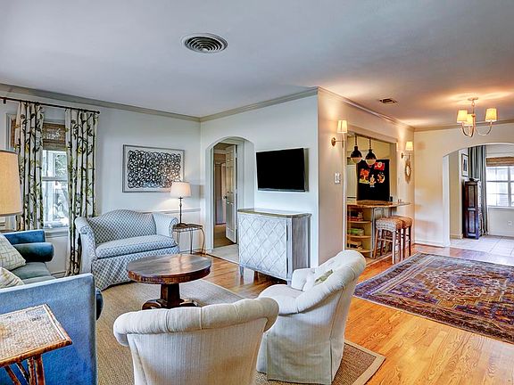 4th image of 1139 Wynnwood Ln