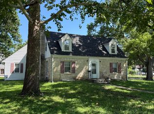1100 Thurston St, Manhattan, KS 66502