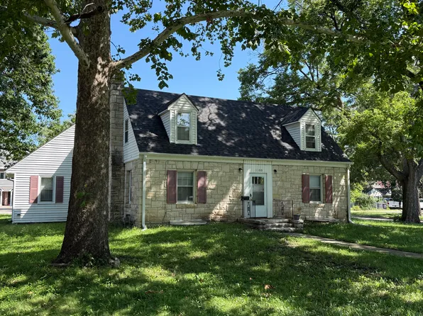 1100 Thurston St, Manhattan, KS 66502