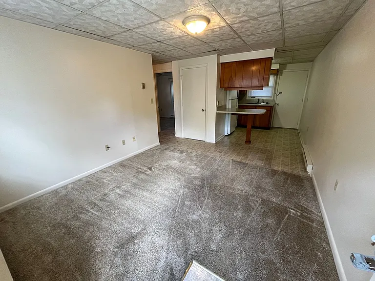 243B Rockingham Dr — Photo 2