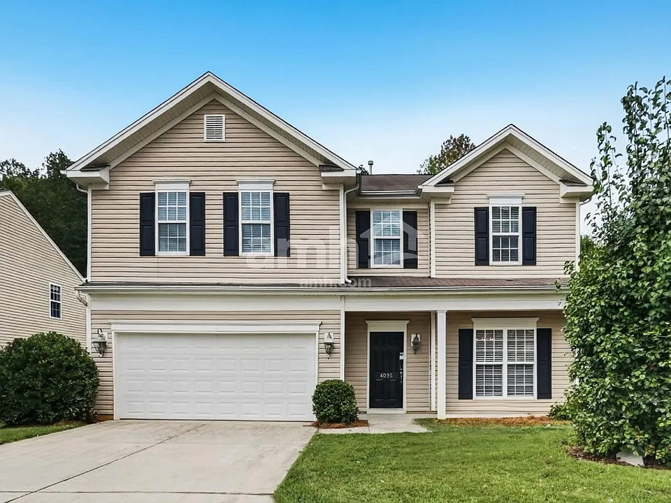 4095 Shadetree Dr
