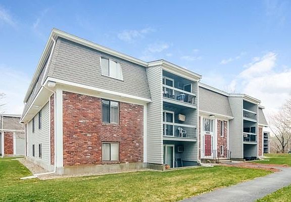 2nd image of 220 Bedford St APT 6G