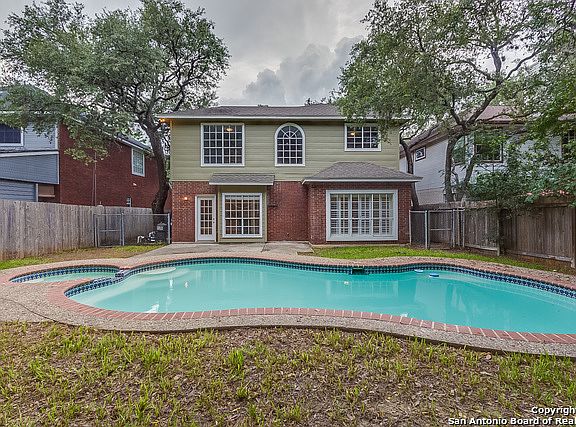 3rd image of 2106 Chittim Trail Dr