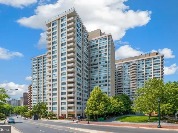 4515 Willard Ave APT 1902S, Chevy Chase, MD 20815