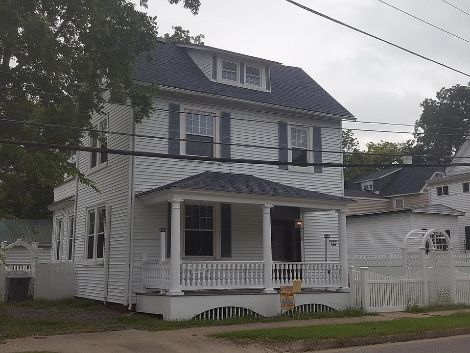 1st image of 410 E Pembroke Ave