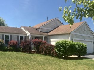 327 Christine Ln, Hainesville, IL
