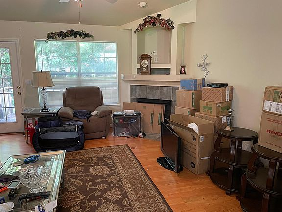 2nd image of 2217 Woodlawn Dr
