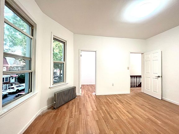 5th image of 8620 90th St #2F