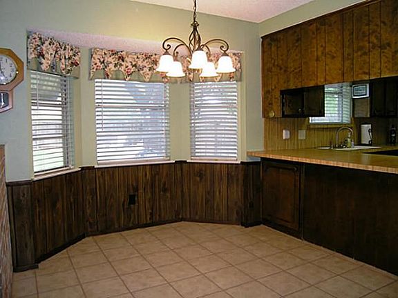 4th image of 5619 Shady Hill Ln